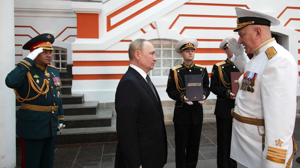 Putin: Ruské námořnictvo brzy dostane nové hypersonické střely